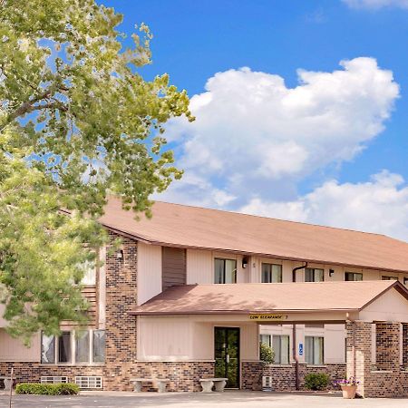Hotel Super 8 By Wyndham Chariton Exterior foto