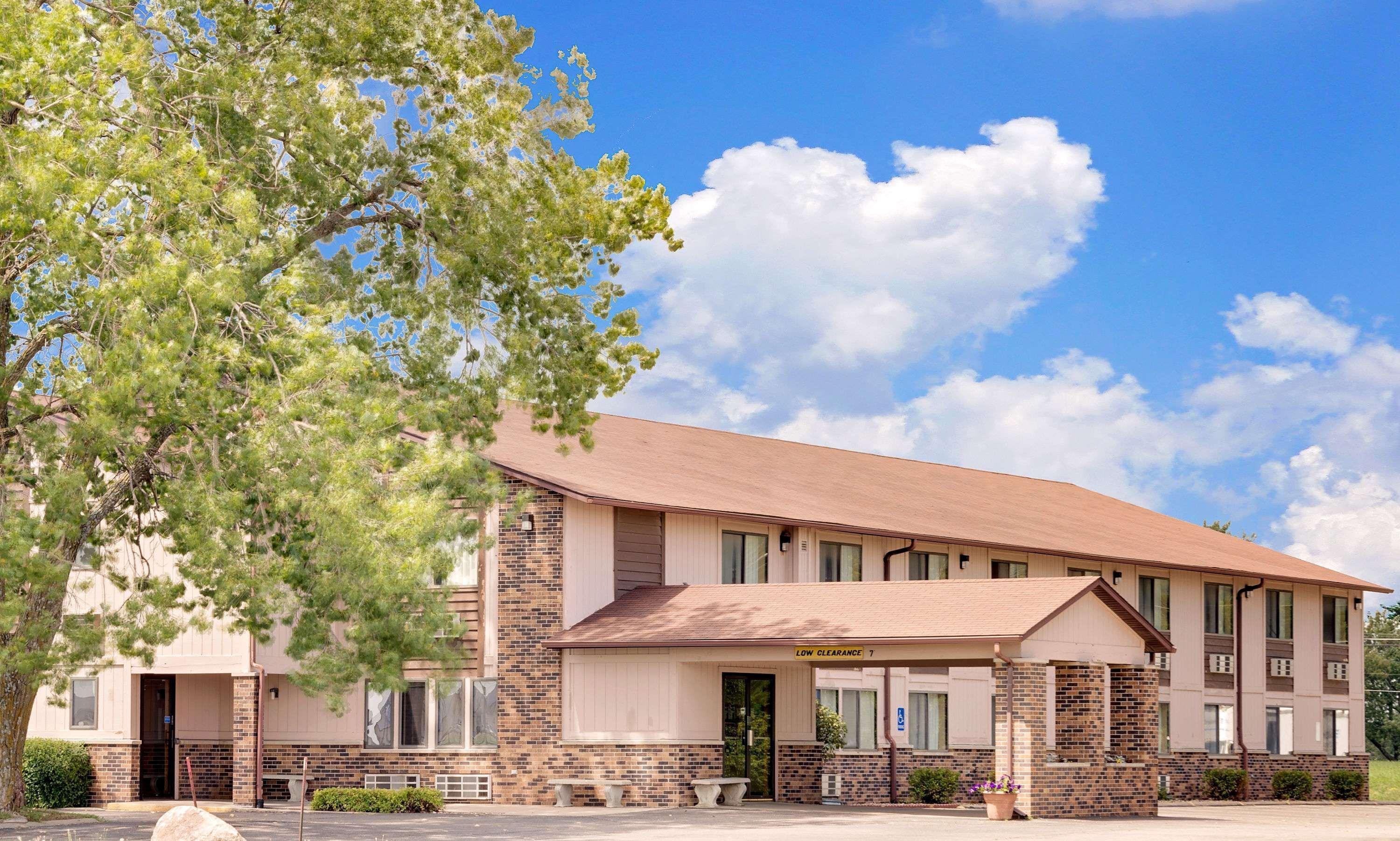 Hotel Super 8 By Wyndham Chariton Exterior foto